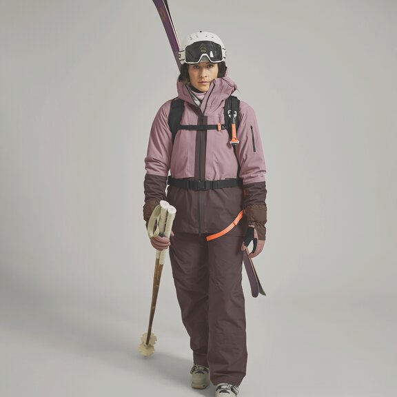 ボルカニック 　volcanic 　リバイズド Vulcan V340 Edgeless Carbon Fiber Pickleball Paddle | JustPaddles.com